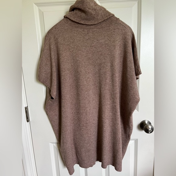 Simply Couture Tunic Cowl Neck Sweater, Size Large - Picture 2 of 7